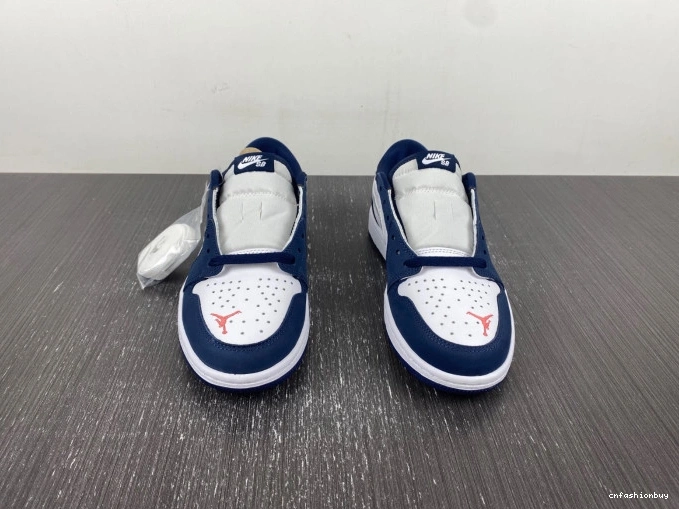 Low Midnight Jordan SB 1 CJ7891-400 Navy 0721